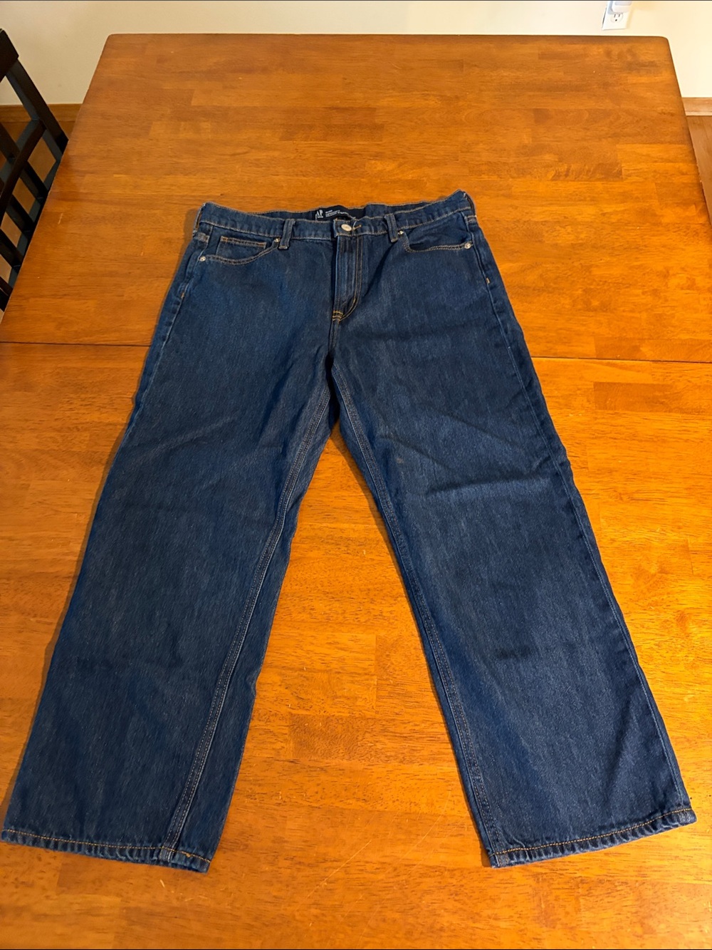 GAP Women's Dark Blue Cropped Straight Jeans